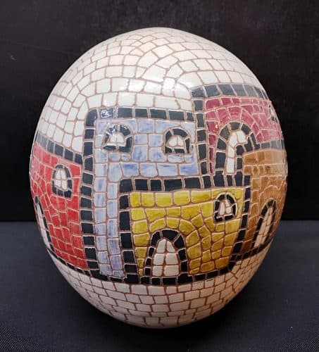 Figura Decorativa Esfera Ovalada De Mosaico Artesanal 16cm Beige Con Colores