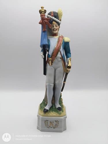 Estatua D Porcelana Soldado Napoleonico Ispada De Toledo 70s Azul Y Blanco