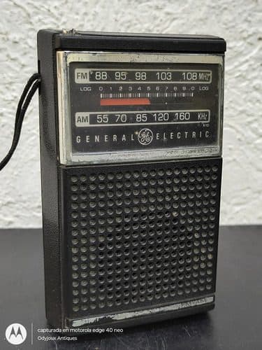 Radio Portátil Antiguo General Electric 7-2500a Am/fm Trans