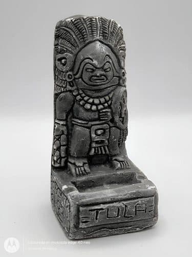 Estatua Artesanía Atlante De Tula Cultura Tolteca De Yeso Gris