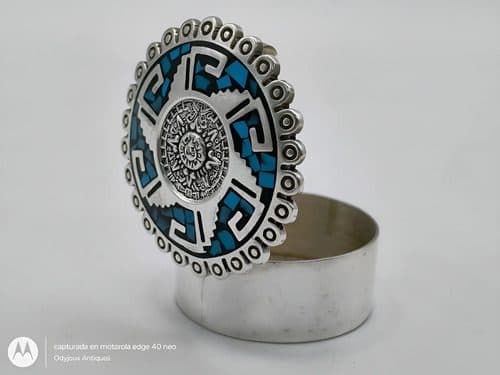 Alhajero Vintage Calendario Azteca Grecas Plata Fina.925 Plata Y Azul — Decoración vintage