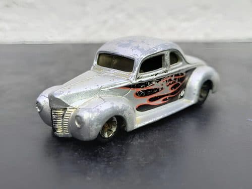 Carrito Hot Wheels 2001 Silver 1940 Ford Coupe Original Plateado