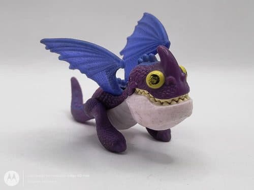 Figura Bebé Clavagarras Como Entrenar A Tu Dragón Mcdonald's