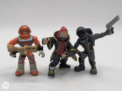 Lote Figuras Fortnite Battle Royal Dark Collection 3pz Orig