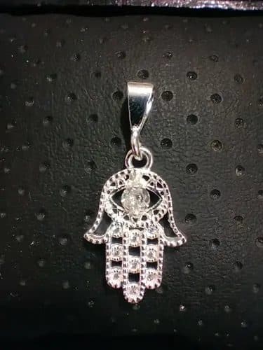 Dije Mano De Fátima Con Zirconias En Plata Fina .925 De 3cm Plateado