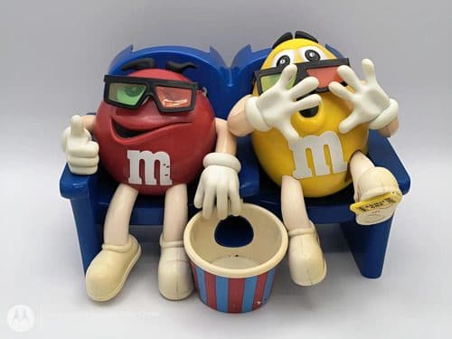 Dispensador De Lunetas M&m's Sala De Cine 3d Sillón Retro 2