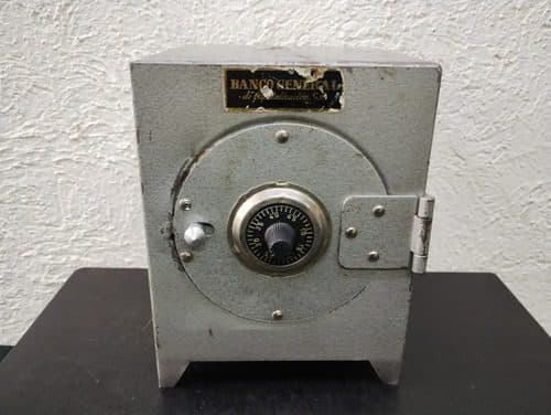 Alcancía Vintage 70s Banco Gral De Capitalizacion Caja Fuert Alcancía Vintage 70s Banco Gral De Capitalizacion Caja Fuert Gris