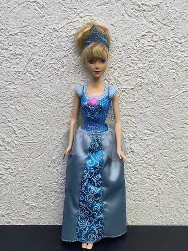 Muñeca Princesa Disney Magic Glow Cinderella Mattel Usado — Coleccionables vintage, años NOW