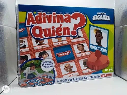 Adivina Quién Edición Gigante Juego De Mesa Hasbro Games