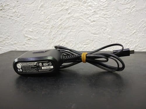 Cargador LG Modelo Sta-u35wd2 Usado Original Negro