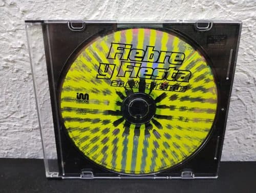 Cd Fiebre Y Fiesta - 20 Super Éxitos Solo Disco Original Estándar