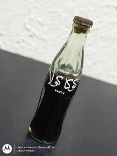 Mini Botella Vintage Coca Cola Egipto 8cm Retro 90's — Coleccionables vintage, años 90s