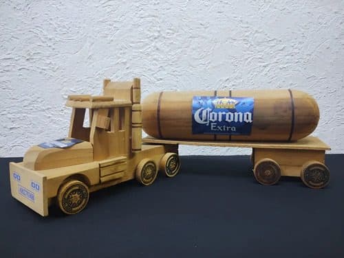 Juguete Camión De Madera Corona Hecho A Mano Vintage Usado Crema