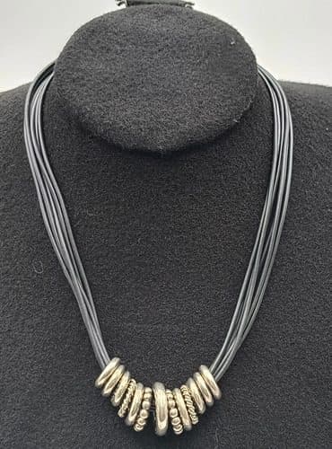 Collar Deslizante Aros Variados Acero Inox Cordones Caucho Plateado Con Negro — Coleccionables vintage