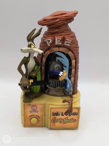 Figura Vintage Coyote Y Corre Caminos 1998 Looney Tunes Pez