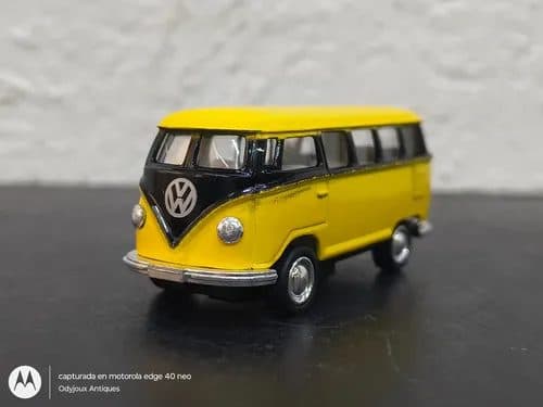 Combi Volkswagen Classical Bus 1962 Amarillo 1/64 Kingsmart Amarillo