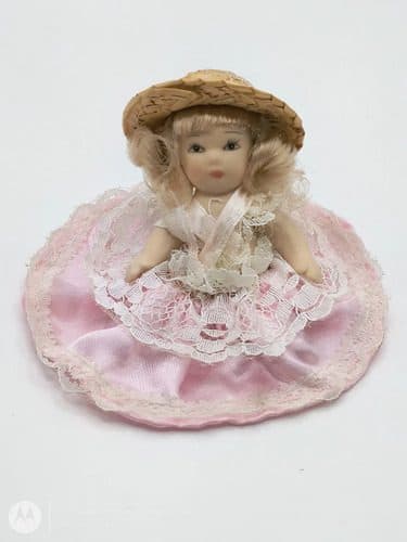 Muñeca De Porcelana Miniatura Vestido Rosa 80's Vintage 8cm