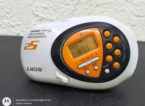 Radio Sony S2 Sport Radio Tv/weater/fm/am Walkman Srf-m80v Blanco Con Naranja