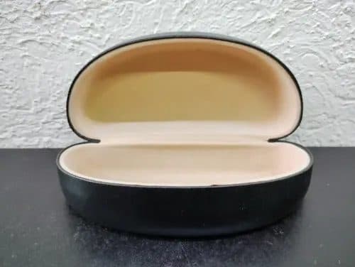Estuche Para Lentes Medio Círculo Negro Brillante Vinipiel Negro Brillante