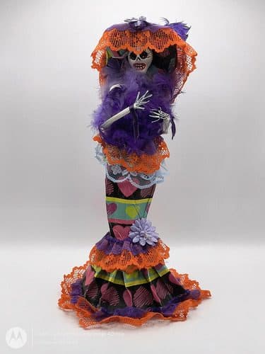 Catrina De Papel Maché Artesanal Hecha A Mano Retro 37cm Mx Colores — Decoración vintage