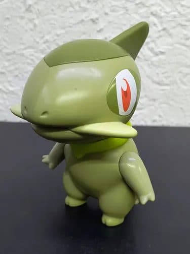 Figura Axew Mcdonald's Pokemon Nintendo 2012