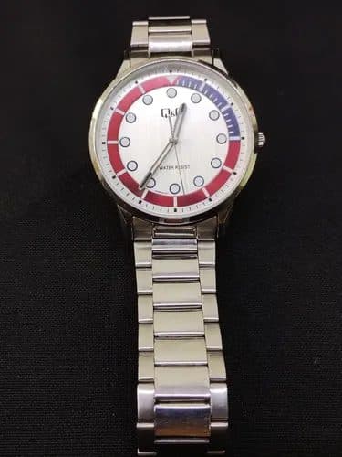 Reloj Q&q Análogo Mod.q50b-001py Acero Inox Hombre Original Plateado Plateado Blanco — Coleccionables vintage