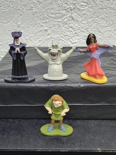 Set Figuras El Jorobado De Notre Dame Disney Kellogs 4-pack — Coleccionables vintage, años 90s